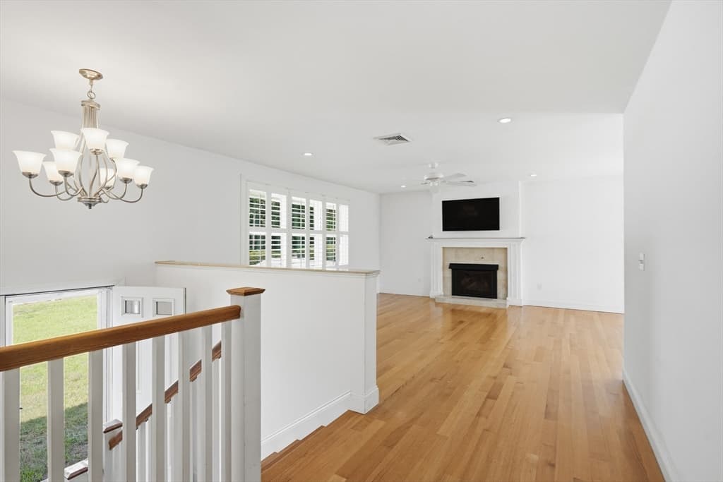 1566 Victory Hwy, North Smithfield RI 02896 photo 11