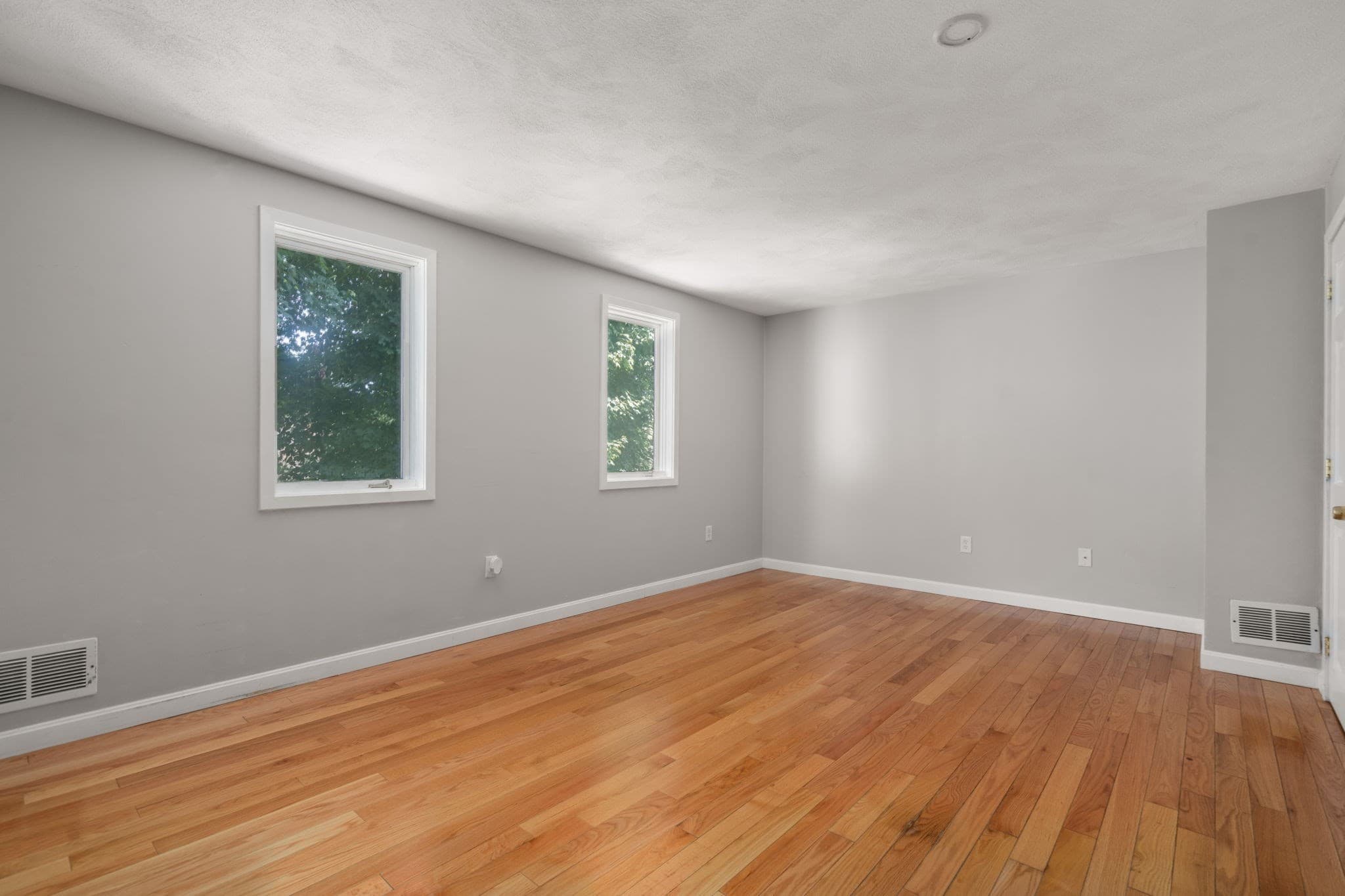 Condominium at 31 Blithewood Ave # 205, Worcester MA 01604, photo 18 of 34