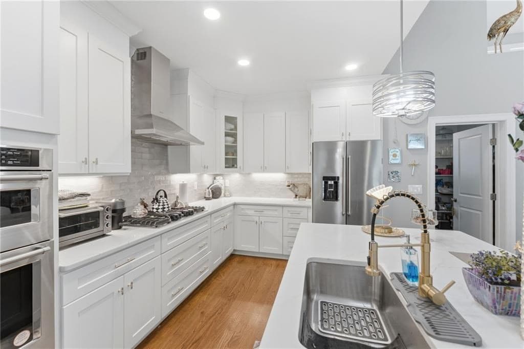 685C Curtis Corner, South Kingstown RI 02879 photo 8