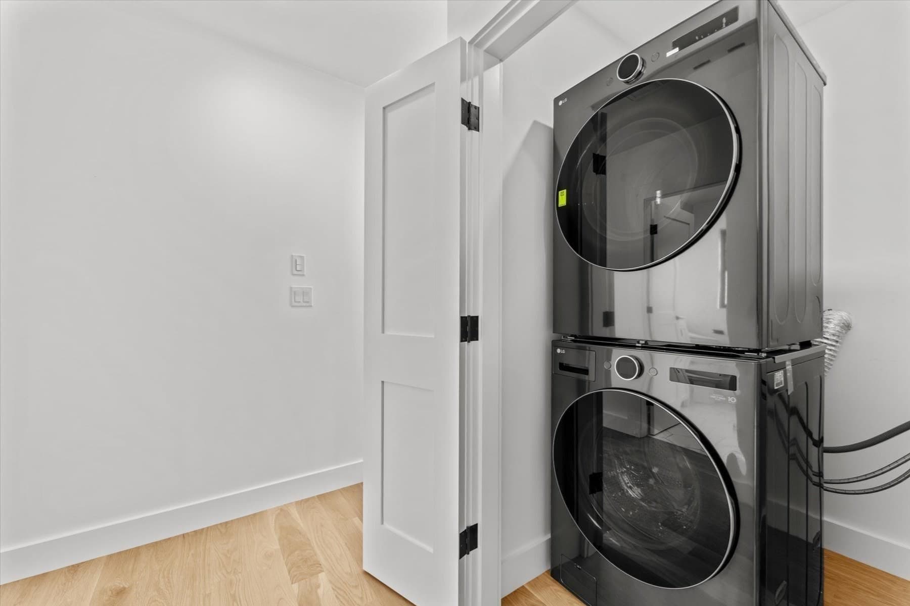 Condominium at 1 Brook # 1B, Manchester MA 01944, Manchester, photo 36 of 39