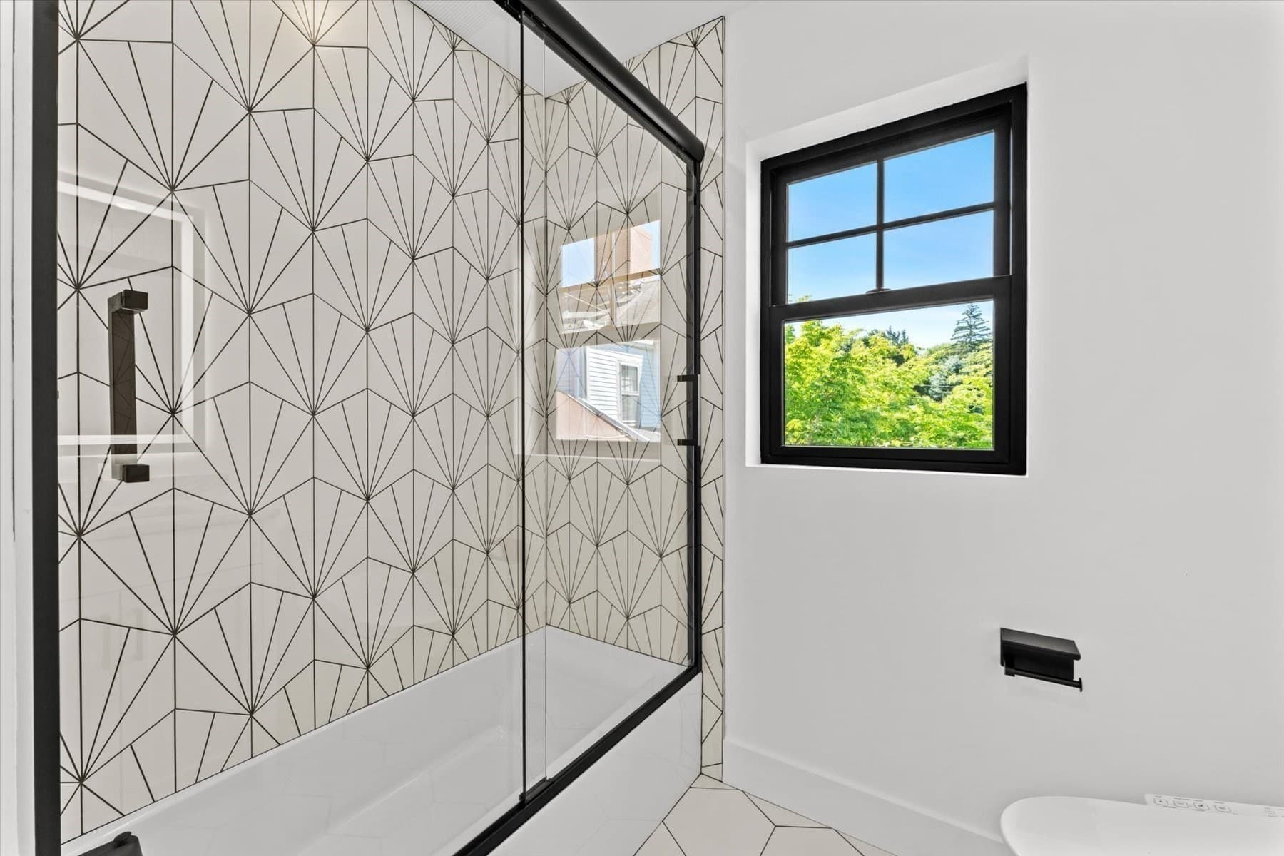 Condominium at 1 Brook # 1B, Manchester MA 01944, Manchester, photo 34 of 39