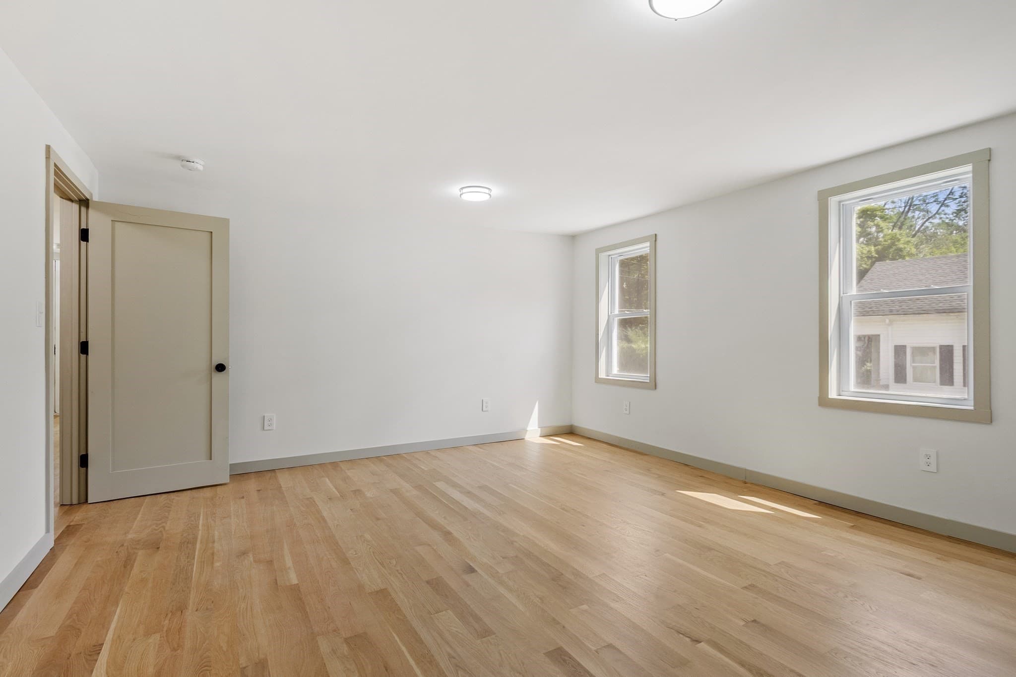 2 Family - 2 Units Side by Side at 25 Main St, Ashburnham MA 01430, photo 13 of 42