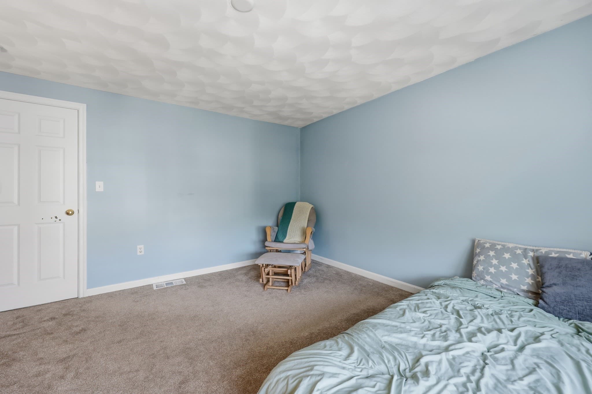 Condominium at 28 Groveland Commons Way # 28, Groveland MA 01834, photo 16 of 30