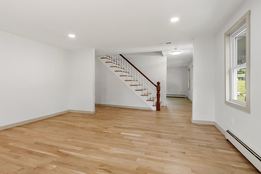 25 Main St, Ashburnham MA 01430 photo 6