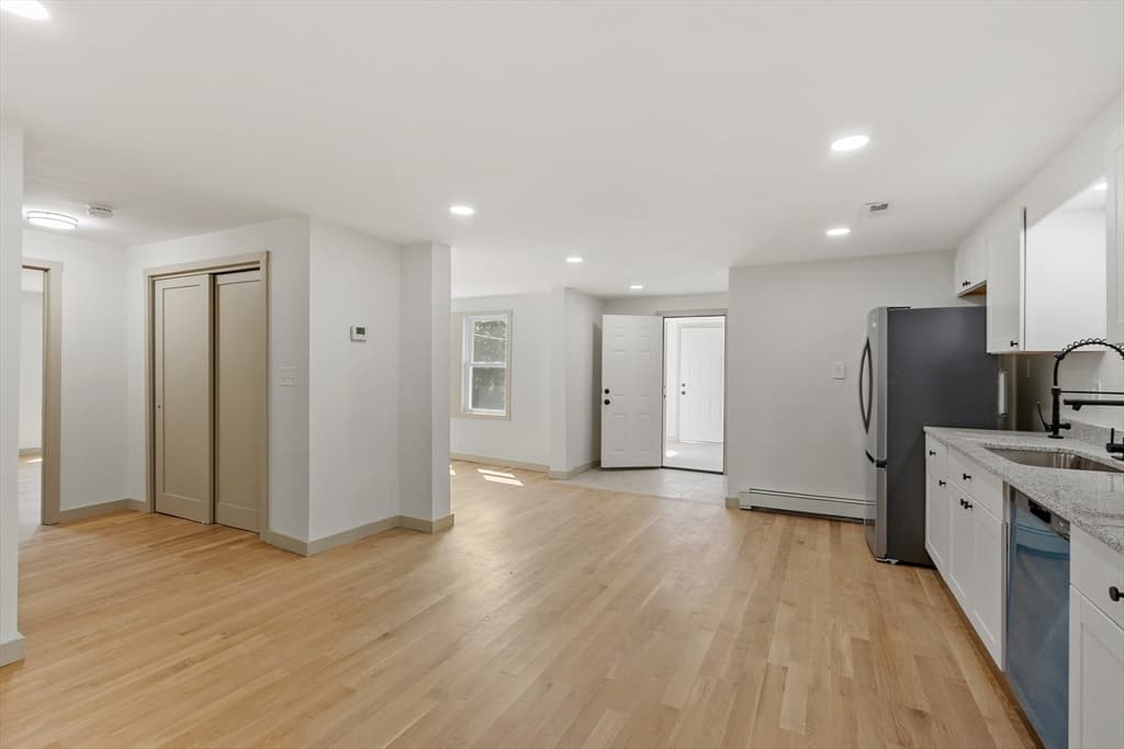 25 Main St, Ashburnham MA 01430 photo 12