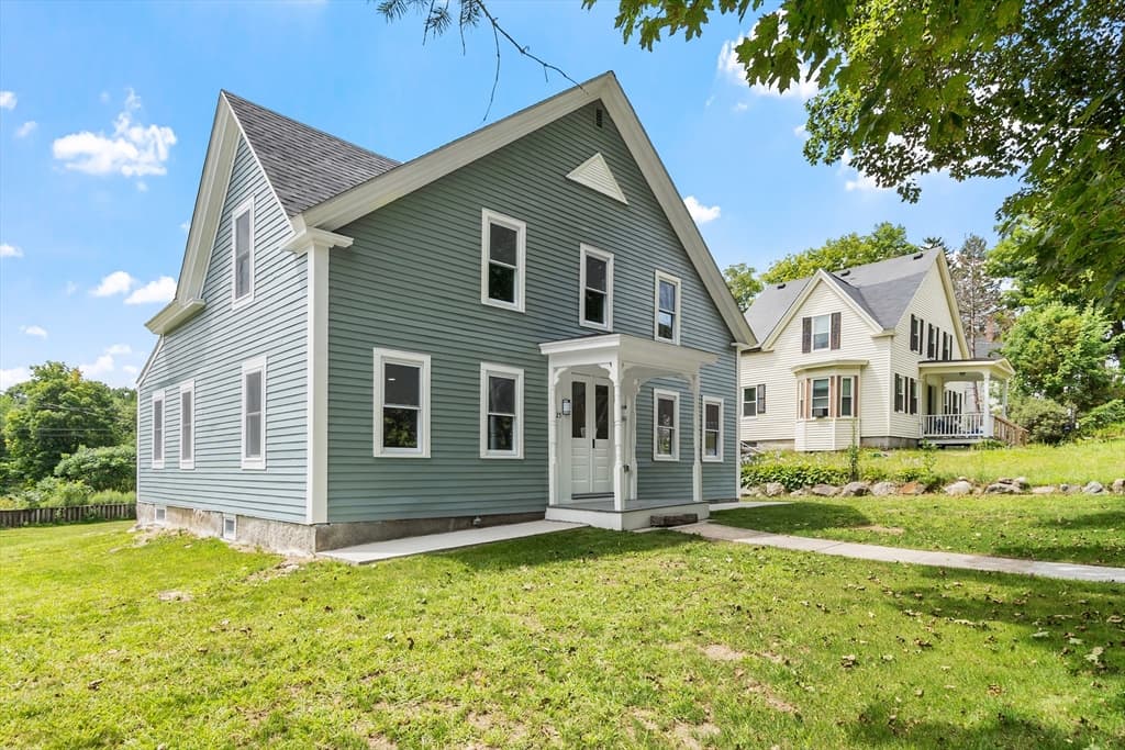 25 Main St, Ashburnham MA 01430