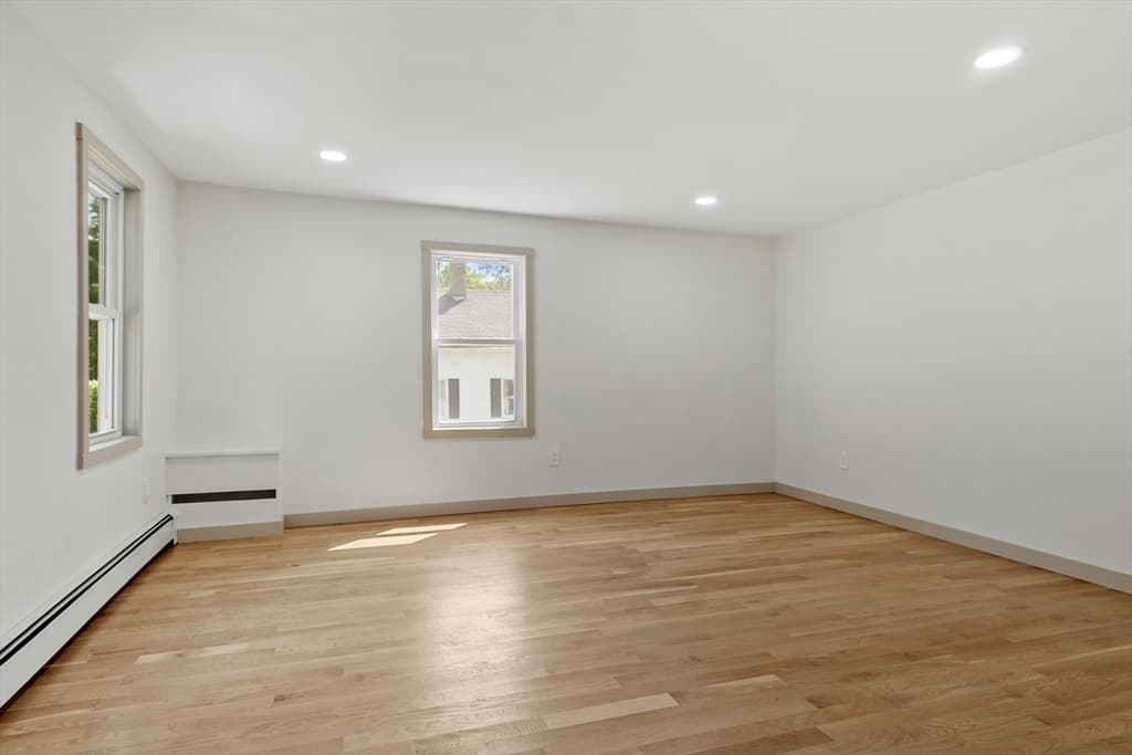 25 Main St, Ashburnham MA 01430 photo 4