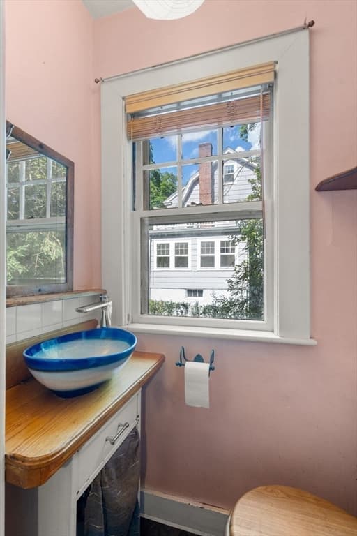 50 Brewster Road, Newton MA 02461 photo 12