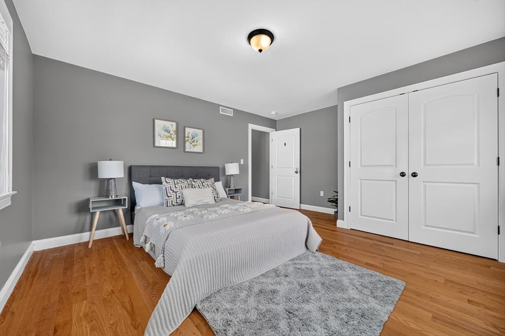 89 Overland Rd # 2, Waltham MA 02451 photo 12