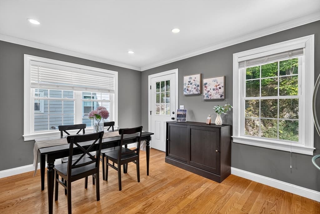 89 Overland Rd # 2, Waltham MA 02451 photo 9