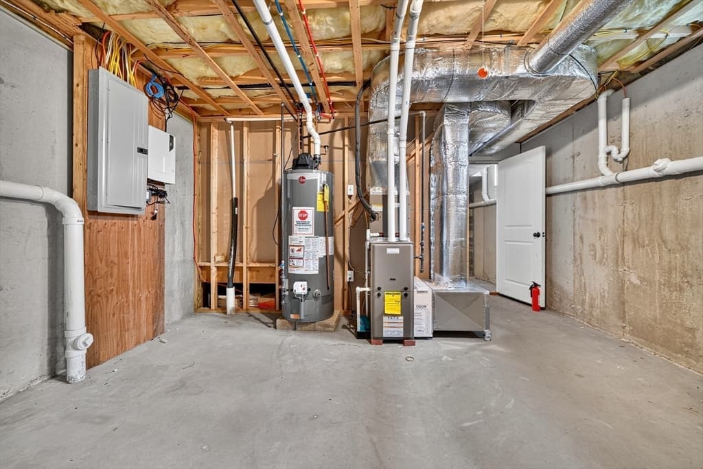 89 Overland Rd # 2, Waltham MA 02451 photo 25