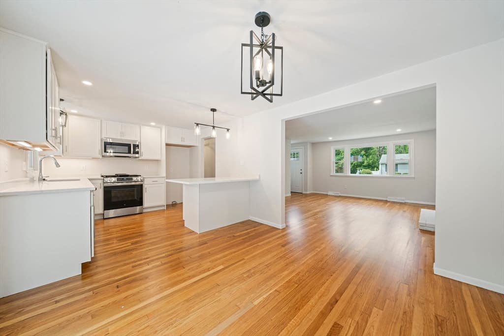 36 Vine Street, Randolph MA 02368 photo 10
