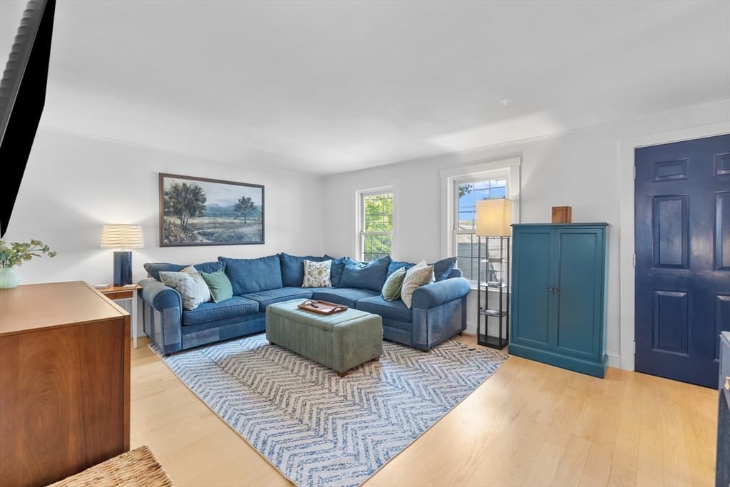 31 Merrimac St # 31, Amesbury MA 01913 photo 8