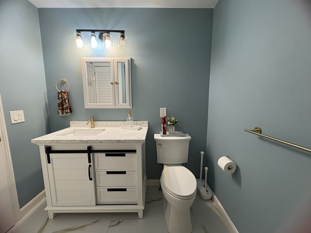 27 Hill St, Leominster MA 01453 photo 23