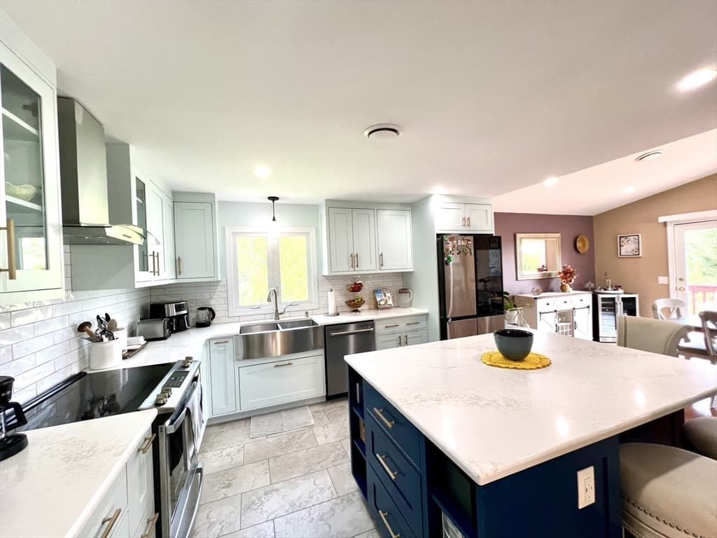 27 Hill St, Leominster MA 01453 photo 18