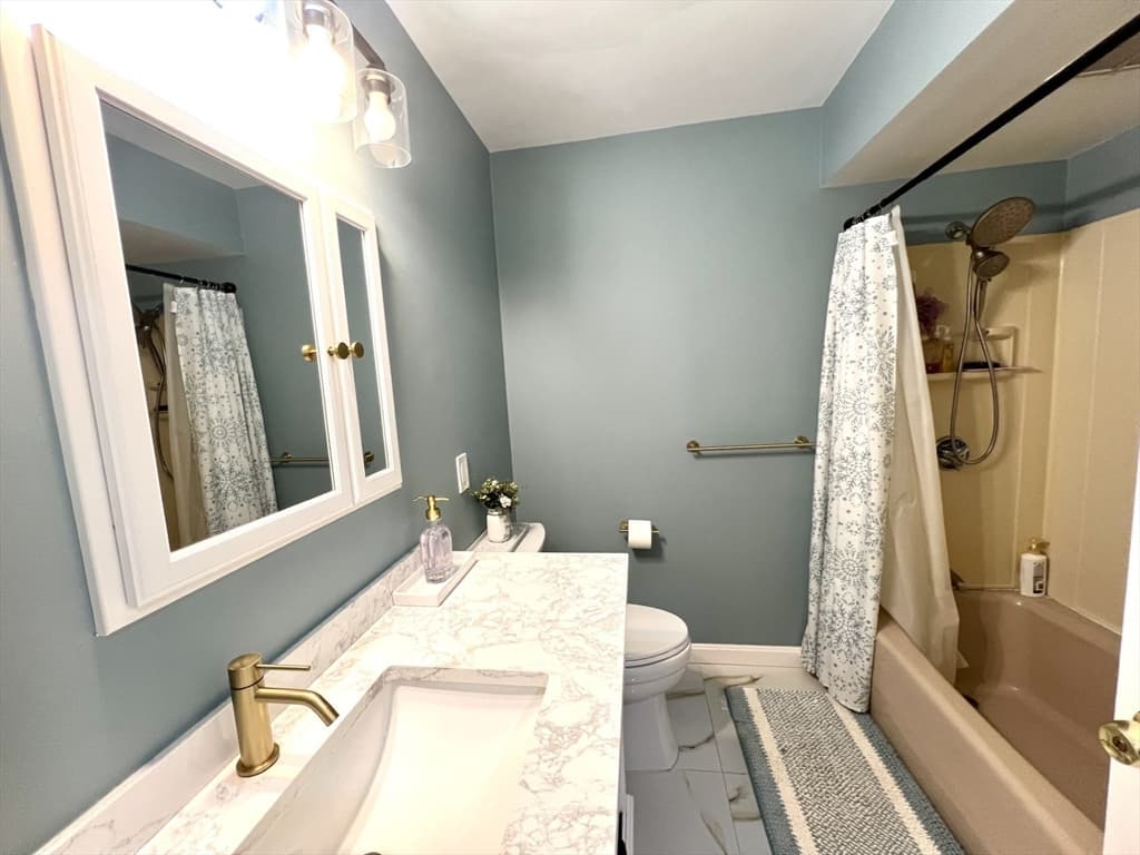 27 Hill St, Leominster MA 01453 photo 25