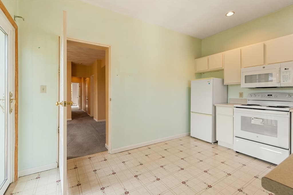 42 Broad St # 3, Salem MA 01970 photo 14