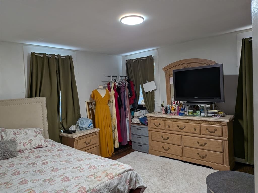 3 Family - 3 Units Up/Down at 258 Washington Street, Peabody MA 01960, Peabody, photo 7 of 13