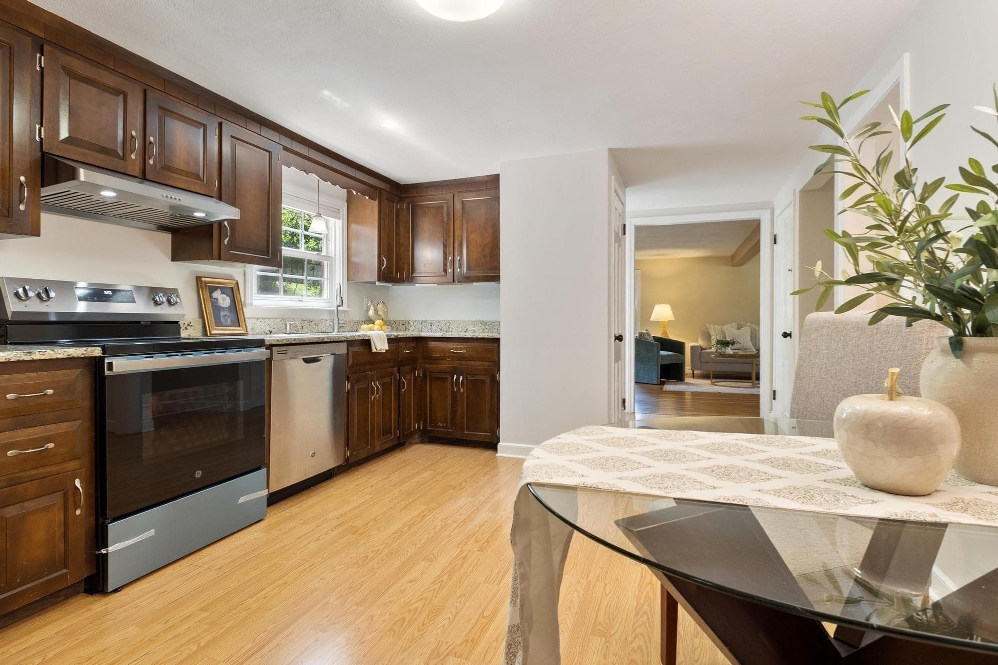 Single Family Residence at 35 Longfellow Rd, Shrewsbury MA 01545, photo 12 of 42