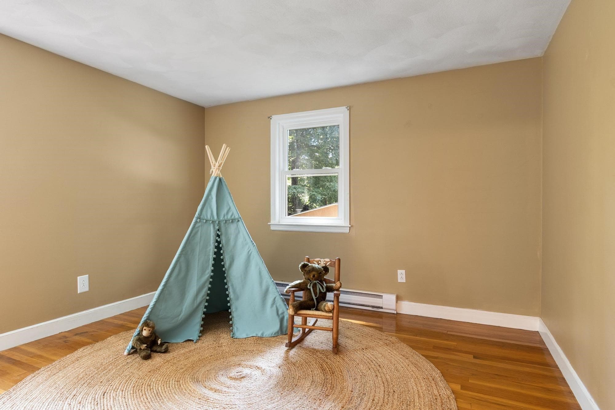 Single Family Residence at 35 Longfellow Rd, Shrewsbury MA 01545, photo 38 of 42