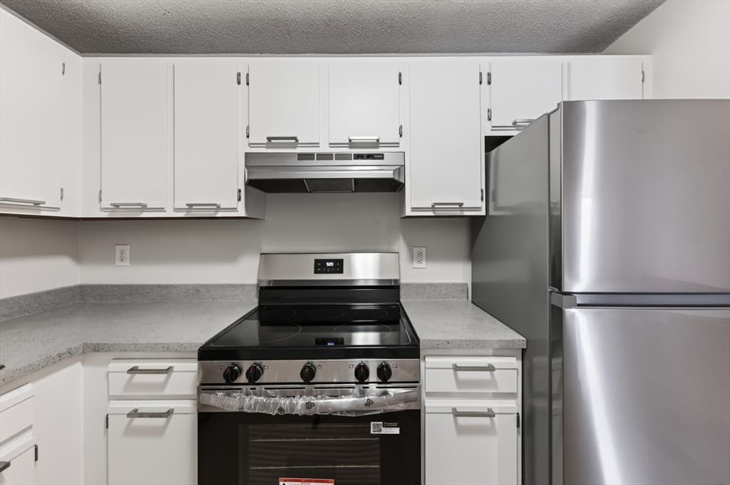 80 Stanton St # 27, Worcester MA 01605 photo 9