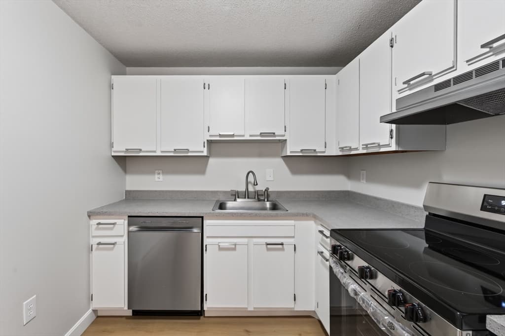80 Stanton St # 27, Worcester MA 01605 photo 10