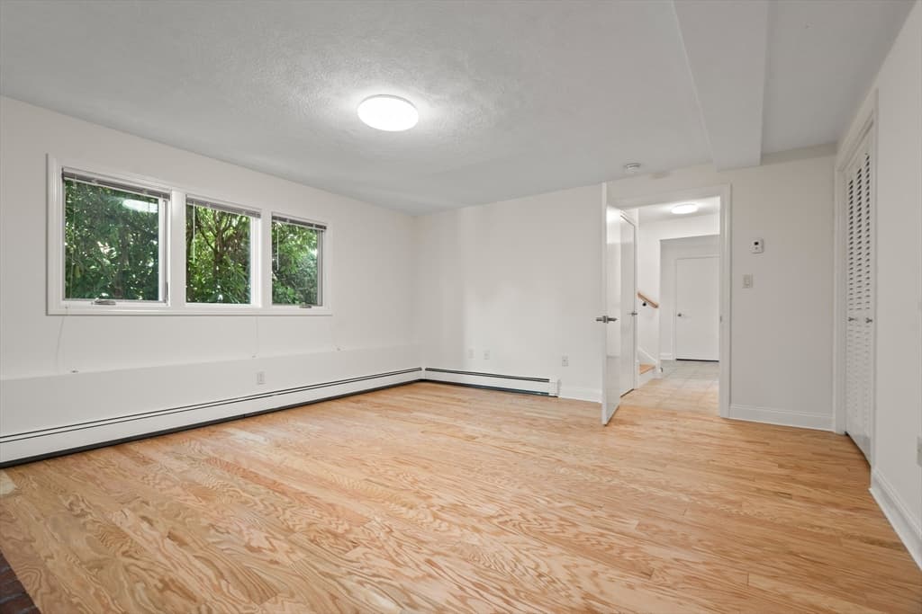 31 Phillips Cir, Waltham MA 02452 photo 32