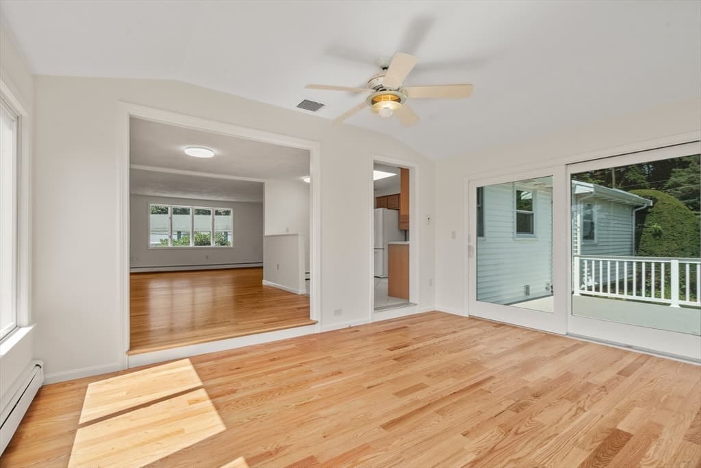 31 Phillips Cir, Waltham MA 02452 photo 20