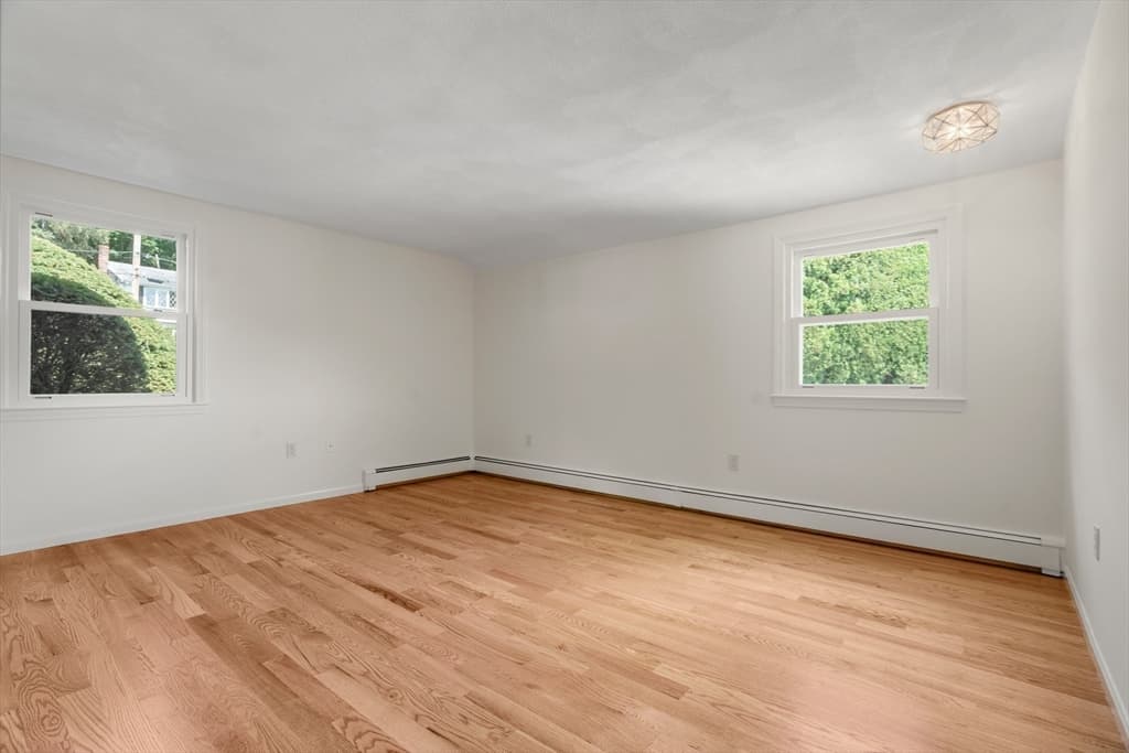 31 Phillips Cir, Waltham MA 02452 photo 24
