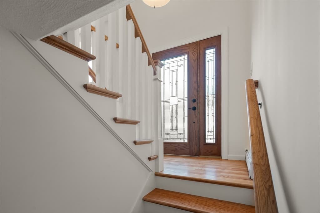 31 Phillips Cir, Waltham MA 02452 photo 30
