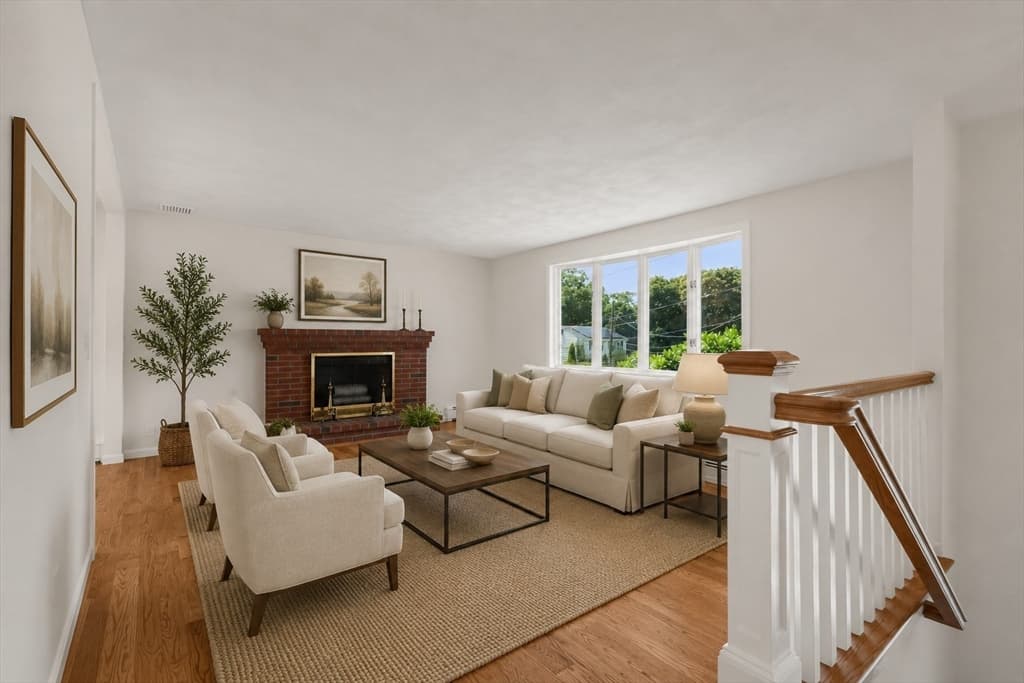 31 Phillips Cir, Waltham MA 02452 photo 8