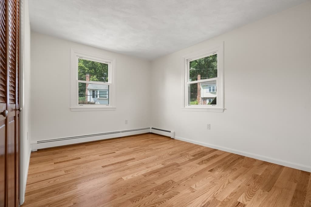 31 Phillips Cir, Waltham MA 02452 photo 25