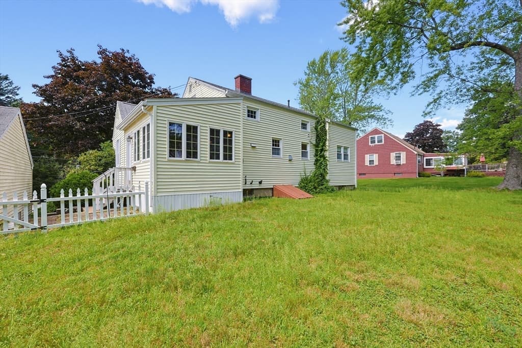 69 Ridge Road, Marlborough MA 01752 photo 2
