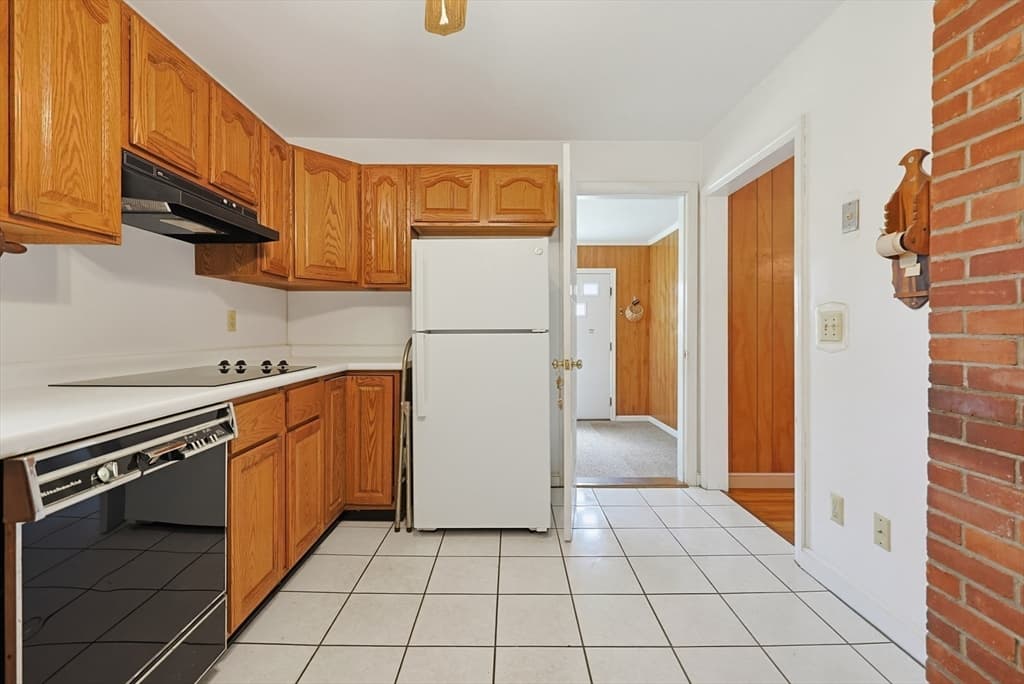 69 Ridge Road, Marlborough MA 01752 photo 7