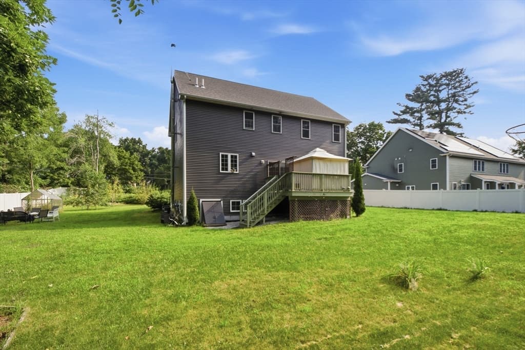 35 Milford St, Medway MA 02053 photo 19