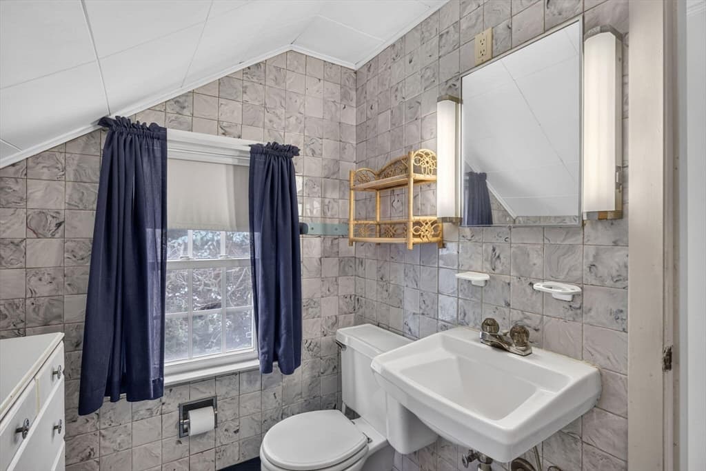 33 Horsefoot Rd, Dennis MA 02638 photo 21