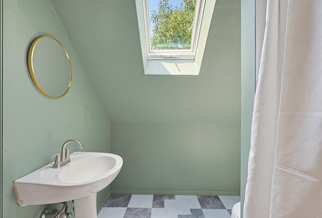 110 Essex St, Beverly MA 01915 photo 36