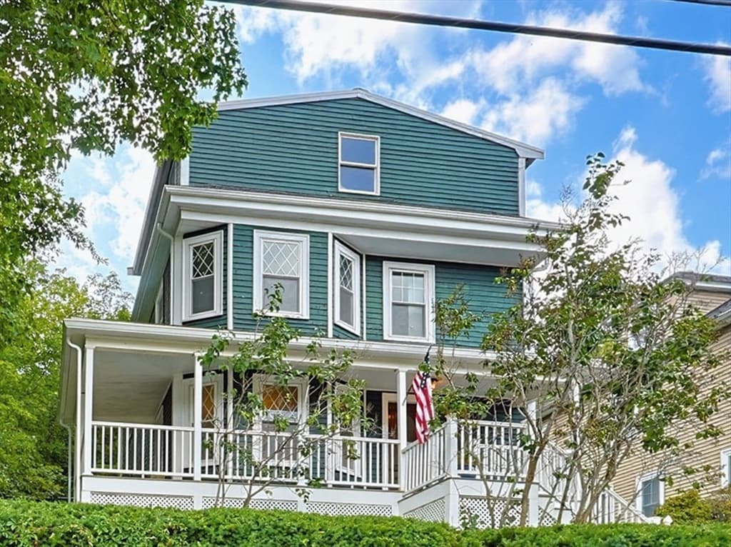 110 Essex St, Beverly MA 01915