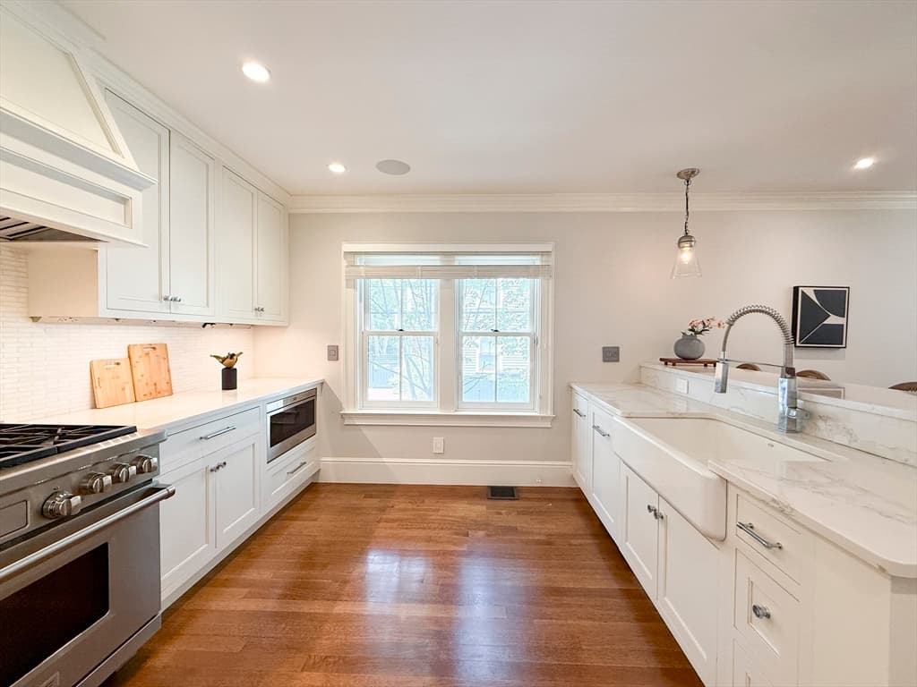 35 Willard St, Cambridge MA 02138 photo 8