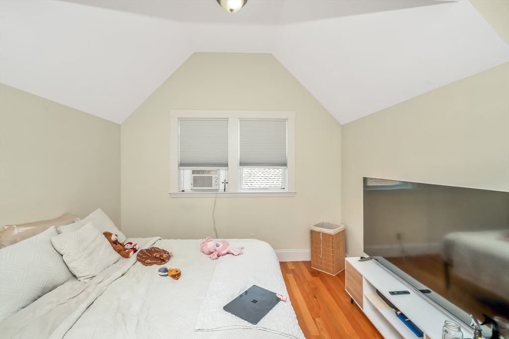 134 Willow St, Quincy MA 02170 photo 13