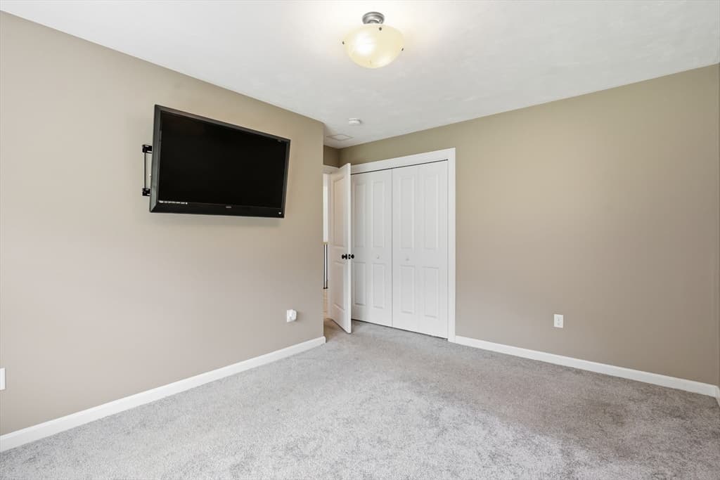 277 Yew St, Douglas MA 01516 photo 21