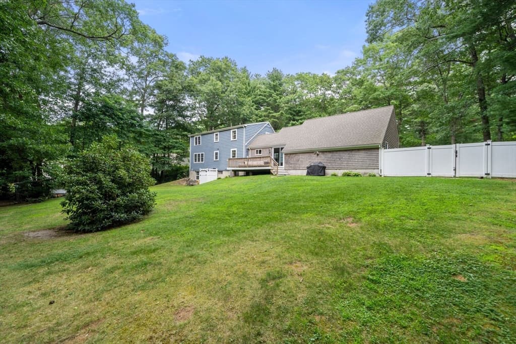 595 Forest St, Marshfield MA 02050 photo 30