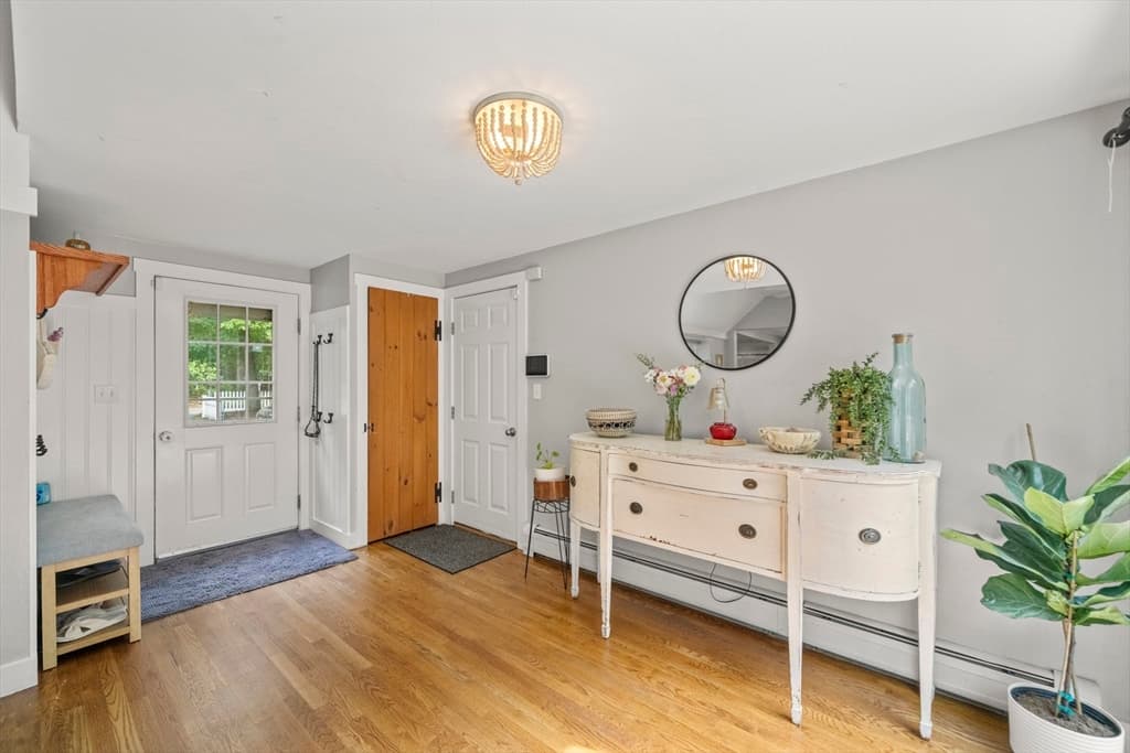 595 Forest St, Marshfield MA 02050 photo 8