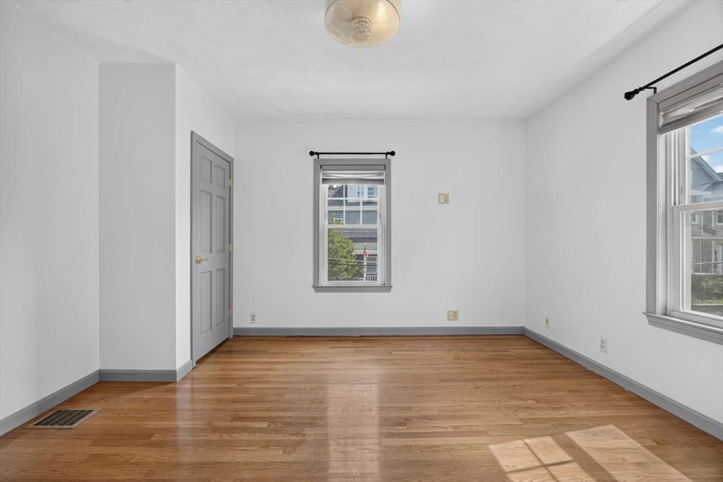 18 Henry St, Everett MA 02149 photo 10