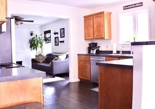 19 Chipman St, Clinton MA 01510 photo 4