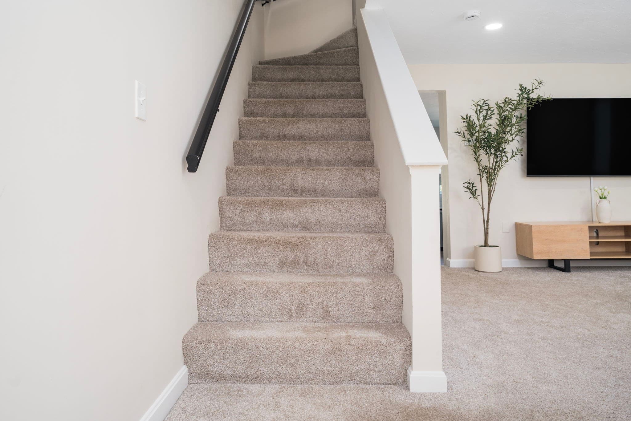 Condominium at 41 Fairfield Park # 41, Mansfield MA 02048, Mansfield, photo 18 of 42