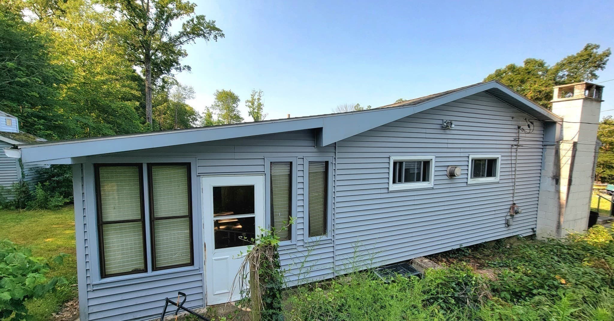 Single Family Residence at 27 Richie Rd, Douglas MA 01516, photo 14 of 24