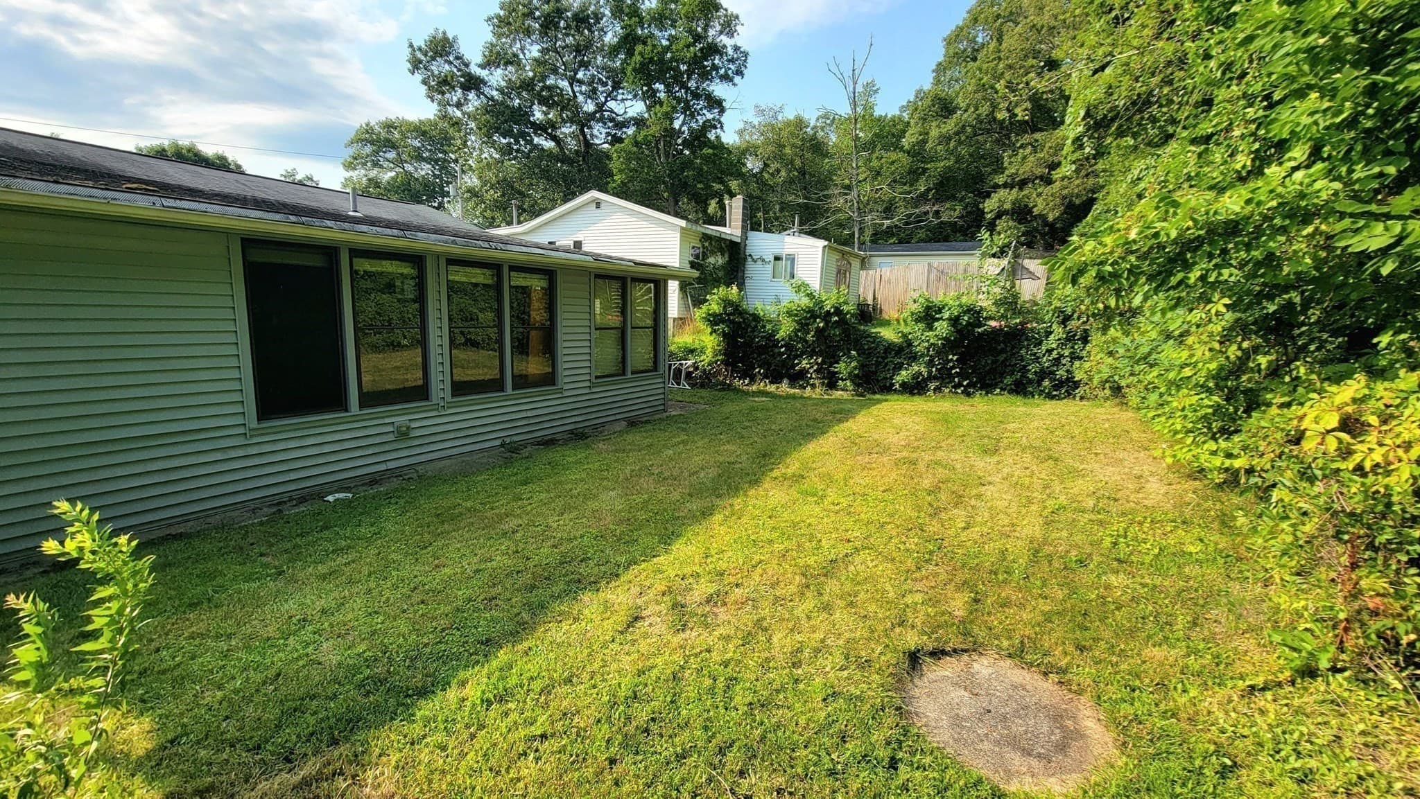Single Family Residence at 27 Richie Rd, Douglas MA 01516, photo 18 of 24