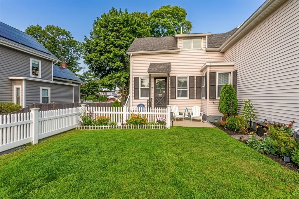 9 Lawrence St # 1, Woburn MA 01801 photo 3