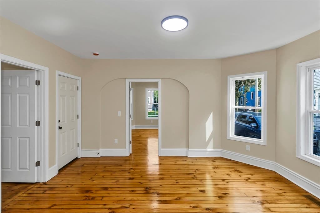 58 Euclid Ave, Springfield MA 01108 photo 7